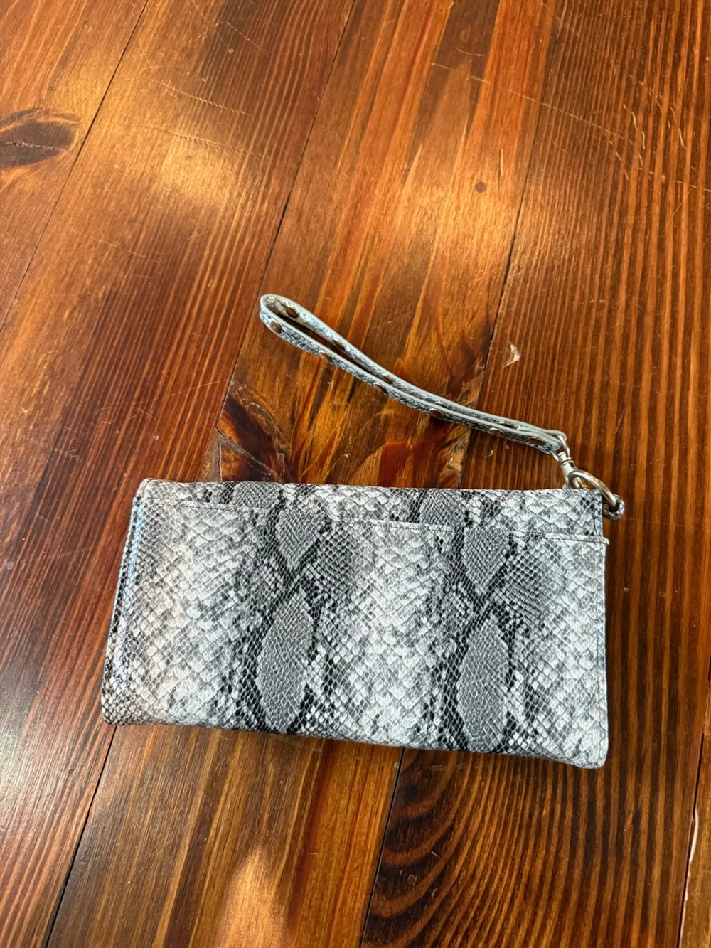 Snake-Texture Wristlet Clutch in Gray and Silver